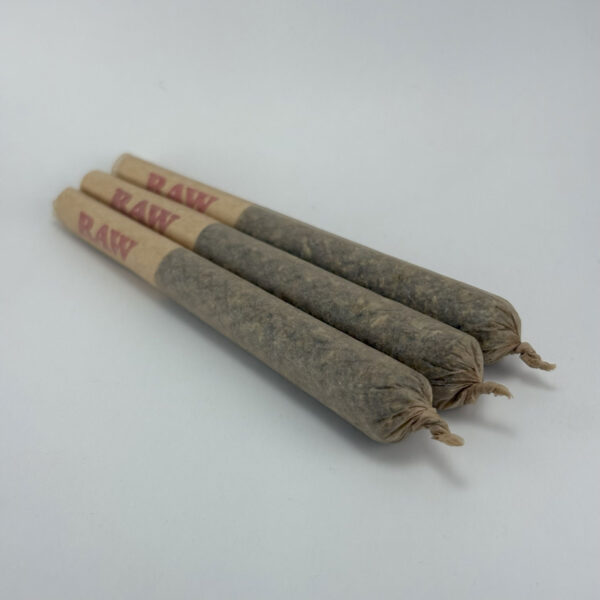 Gorilla Glue #4 Pre-Rolls (3x0.5g) - Image 2
